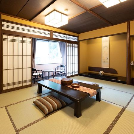 Ichirino Kogen Hotel Roan Hakusan Buitenkant foto
